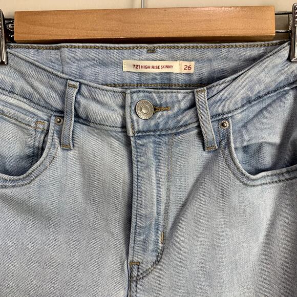 Levi's Studded 721 High Rise Skinny Jeans Raw Hem Light Wash 26 W26 L30 - Picture 5 of 10